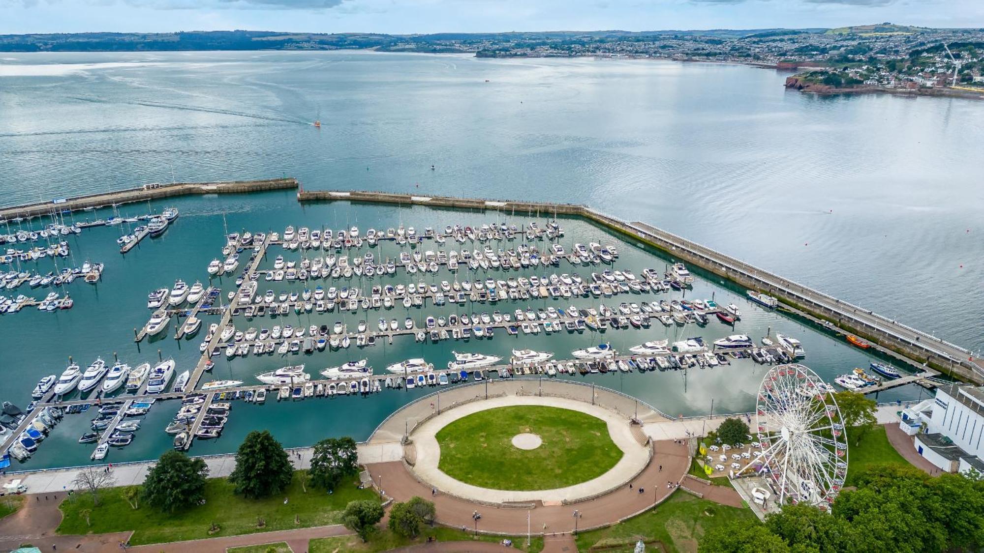 Harbour Breeze - Contemporary Waterside Bolthole On Torquay'S Iconic Marina Apartamento Exterior foto